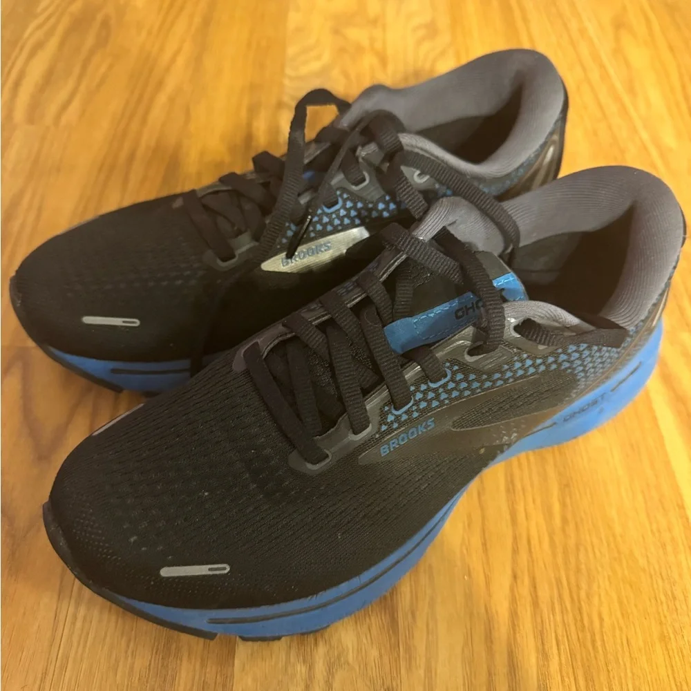 Men’s Brooks Ghost 14 Black and Blue Sneakers - Picture 2 of 3